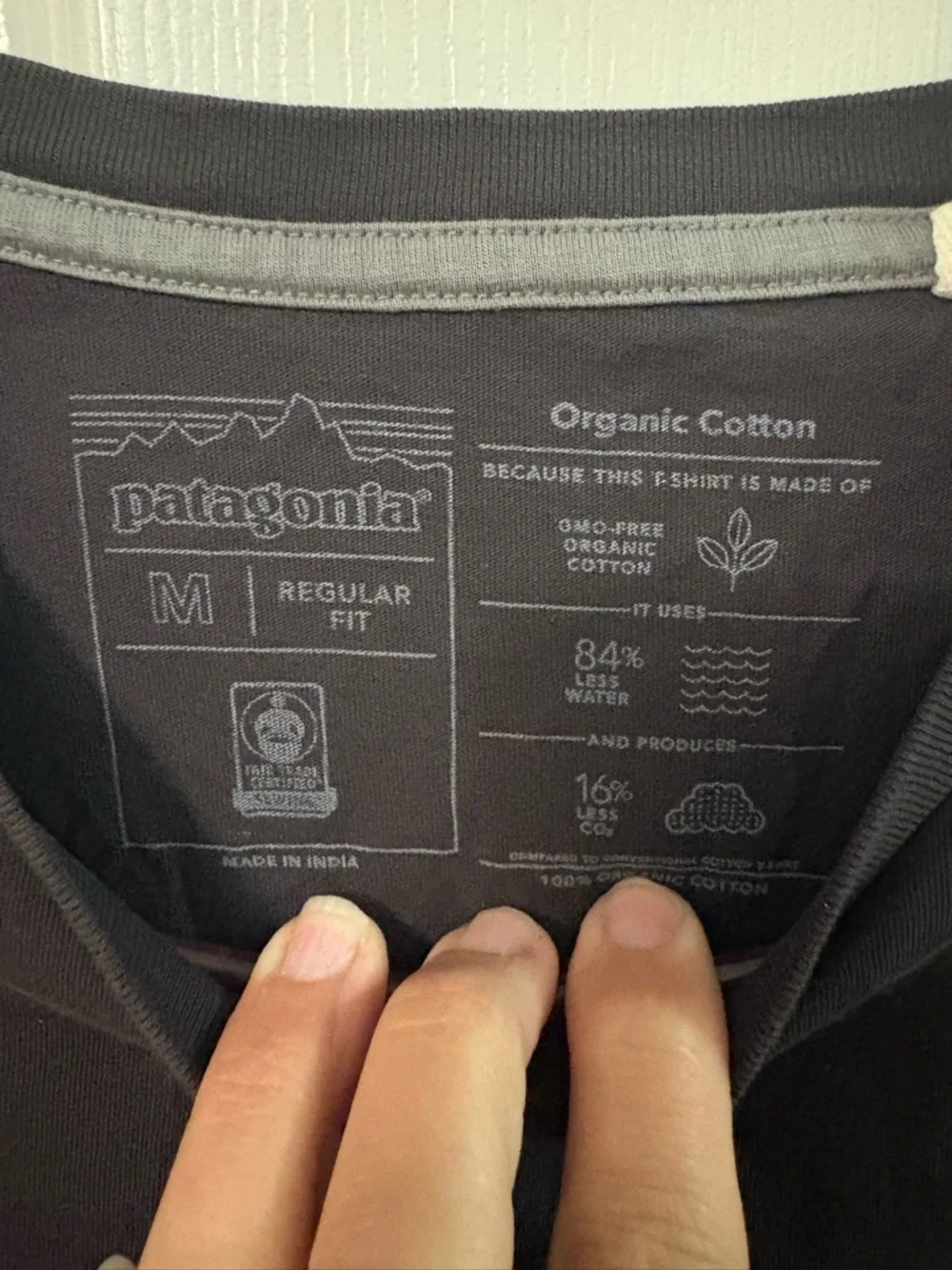 Patagonia Mens P-6 Mission Organic T-Shirt - Picture 4 of 4